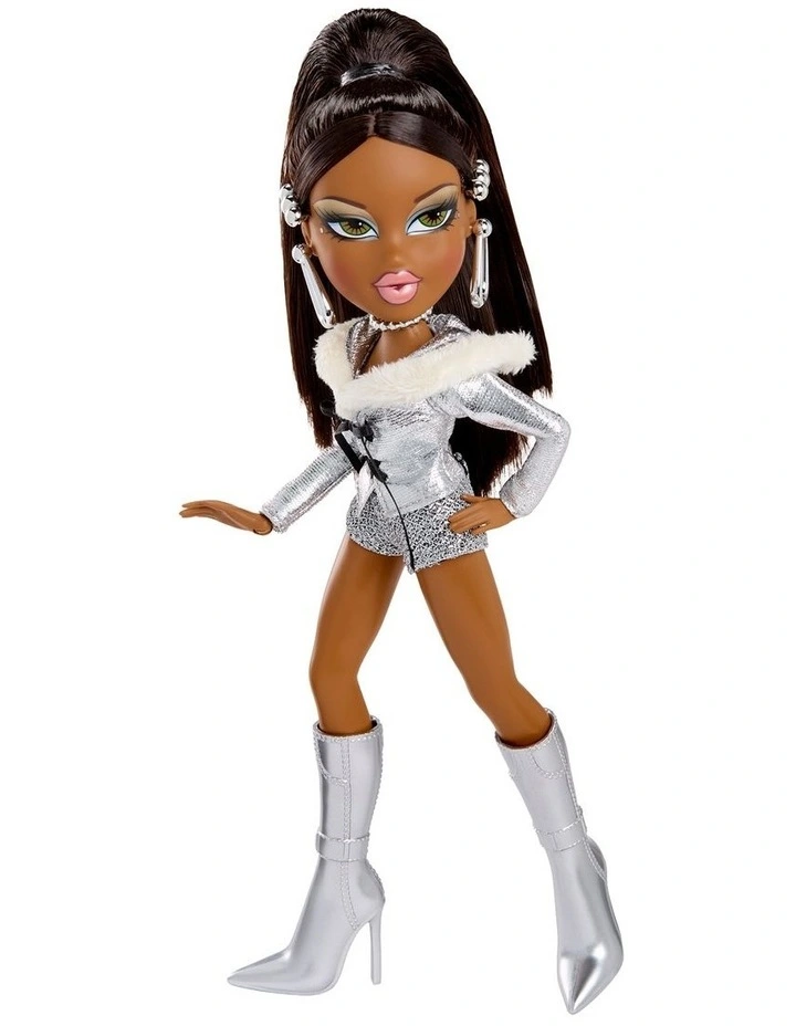 Charmz Doll- Sasha image 2