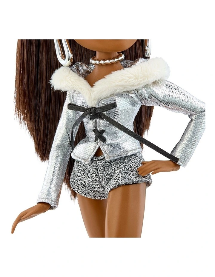 Charmz Doll- Sasha image 3