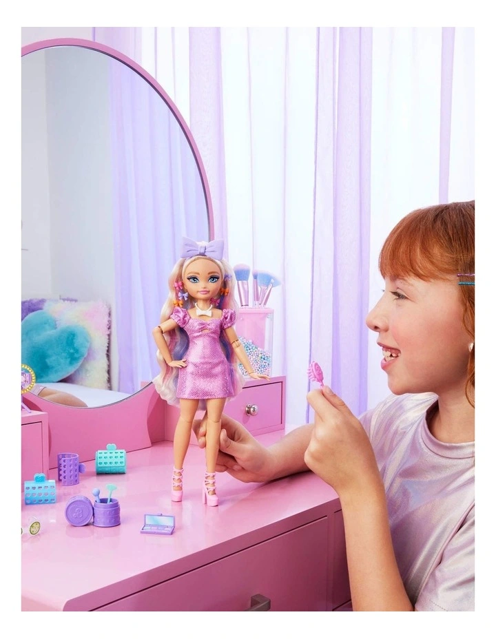 Dream Get Ready With Barbie Malibu Fashion Doll image 6