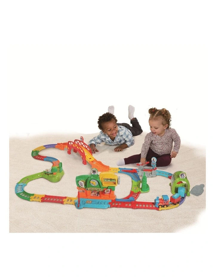 Learn and Go Train Set image 4