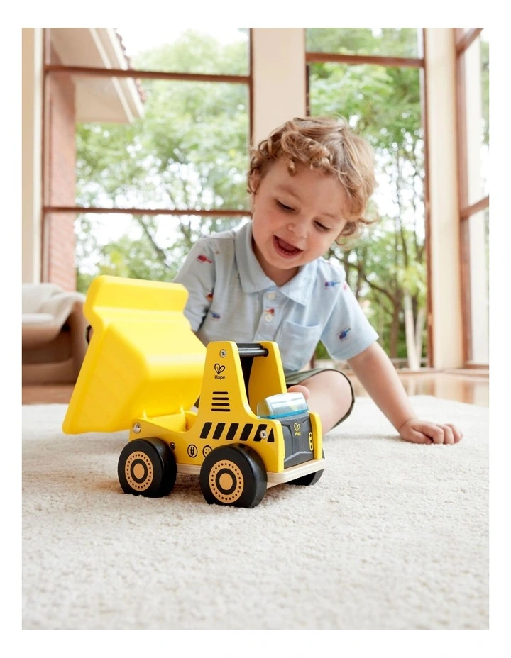 Hauler Dump Truck image 3