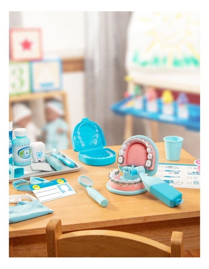 Super Smile Dentist Playset image 2