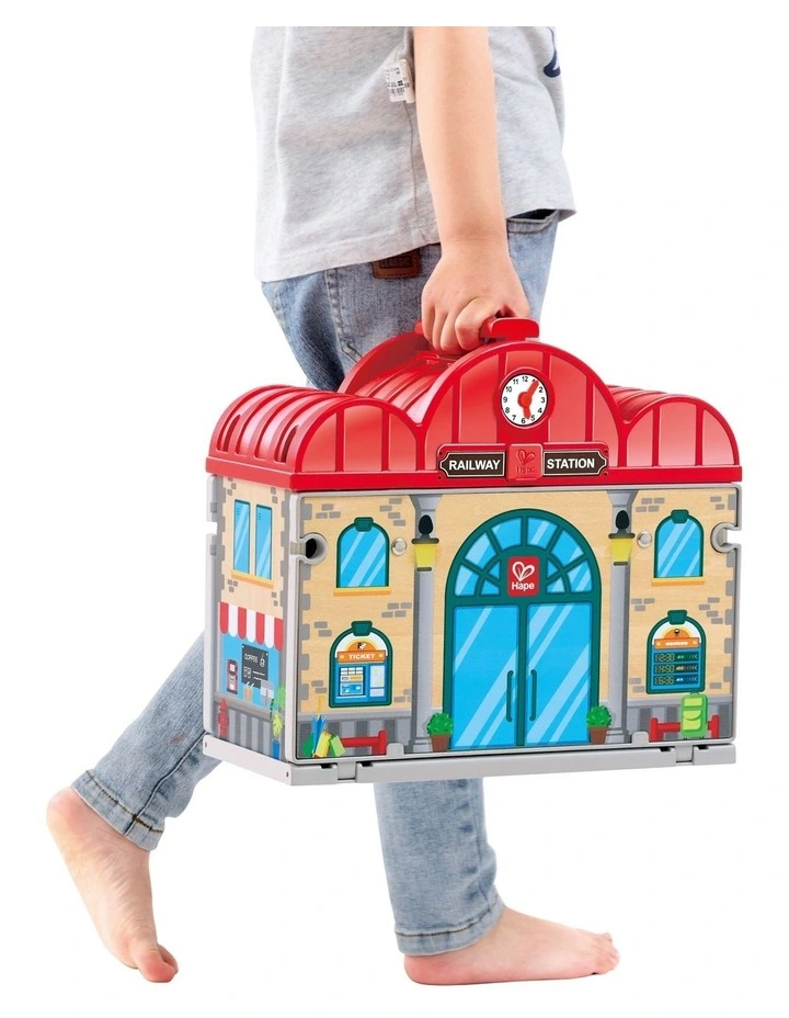 Portable Train Station Set image 3