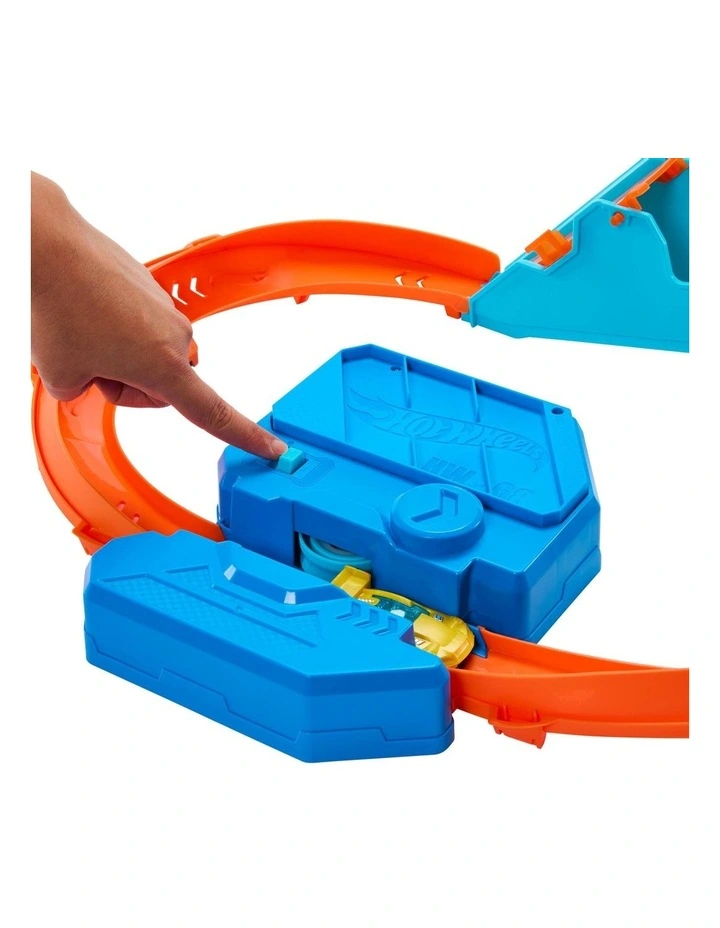 Track Creator Boosted Jump Speedway Set image 4