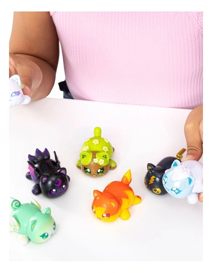 Aphmau Mystery Figure - MeeMeows Blind Box Series 7 - Elemental image 6