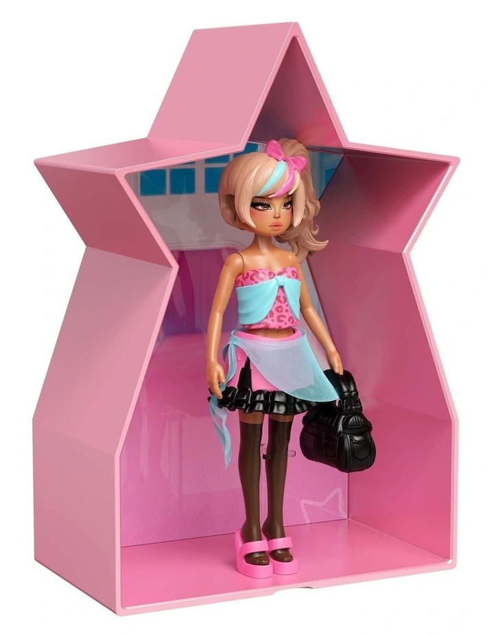 Dress To Impress - Mystery Model Dolls Series 2 image 3