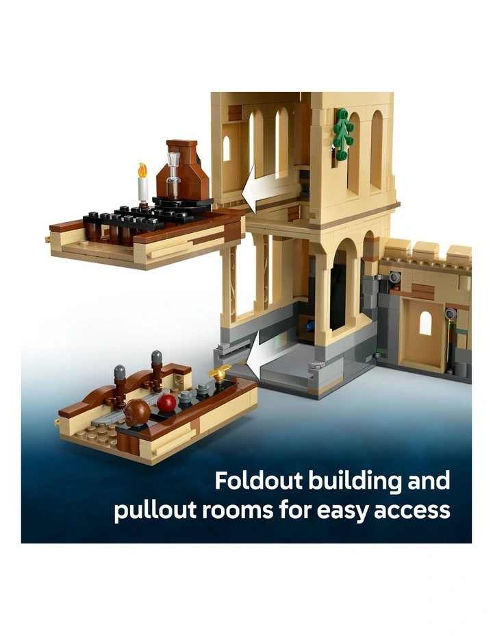 Harry Potter TM Hogwarts Castle: Flying Lessons 76447 image 3