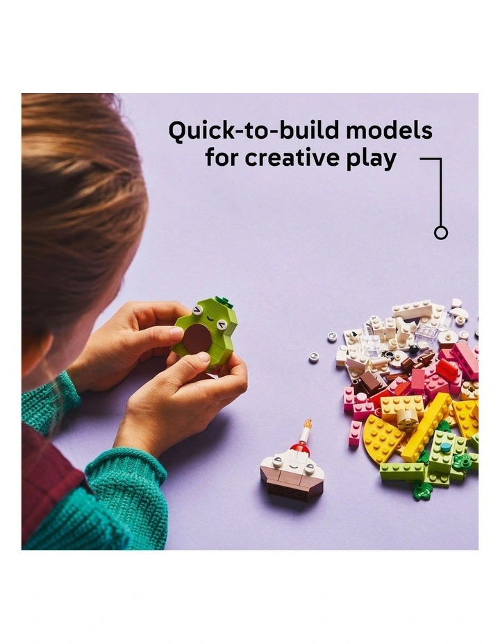 Classic Creative Food Friends Building Set 11039 image 3
