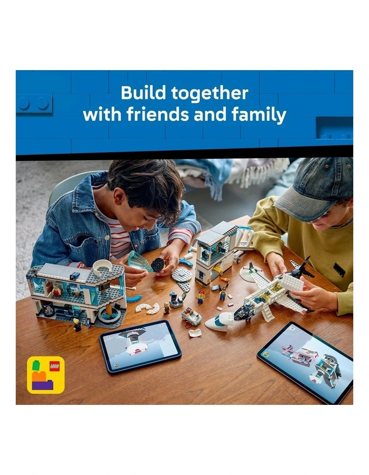 City Airport with Airplane 60502 image 6