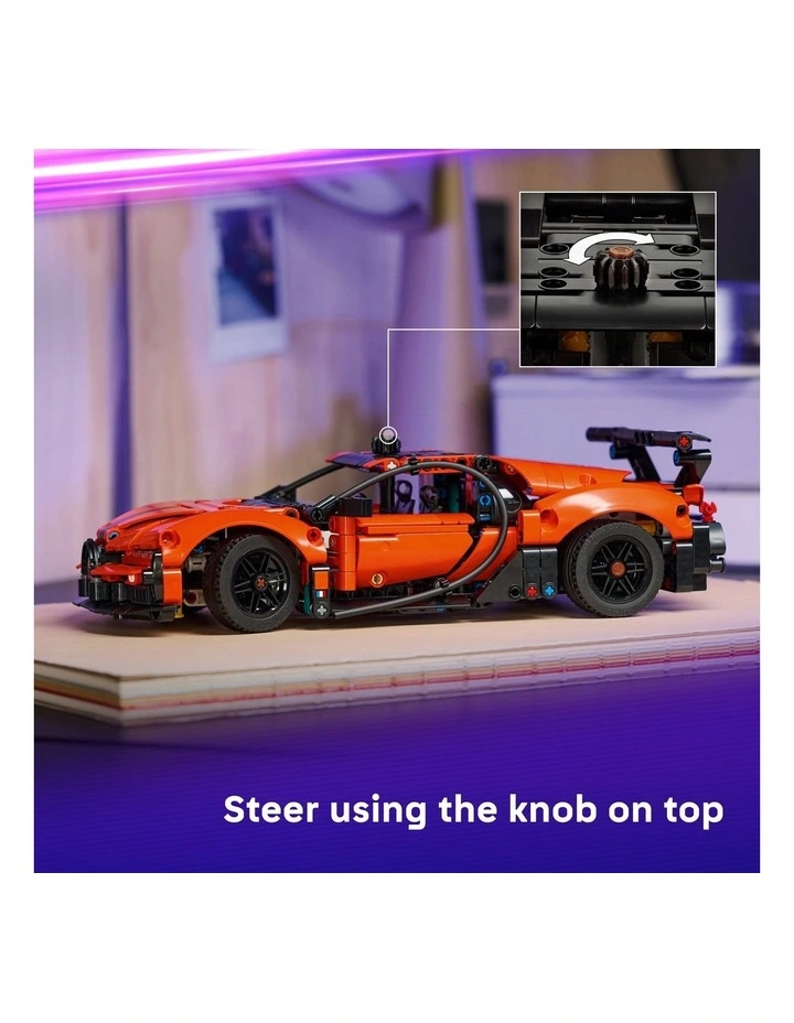 Technic Bugatti Chiron Pur Sport Hypercar 42222 image 3