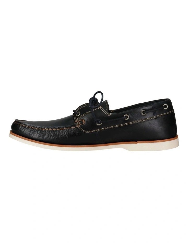 Byron Leather Boat Shoe in Navy image 3