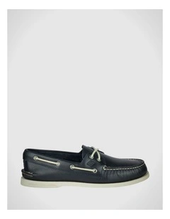 Boat Shoe in Navy