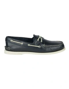 Boat Shoe in Navy