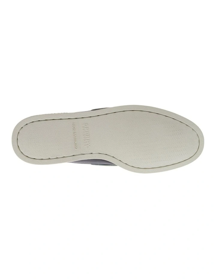 Boat Shoe in Navy image 6