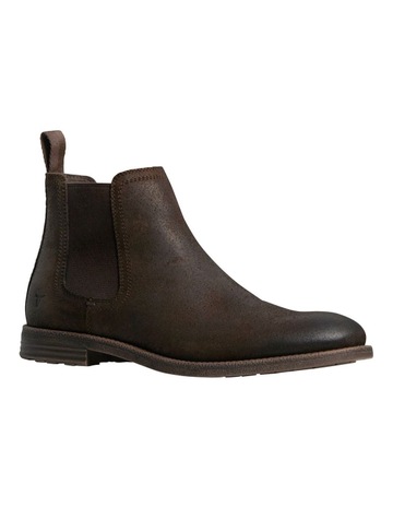 Brown Oil Suede colour