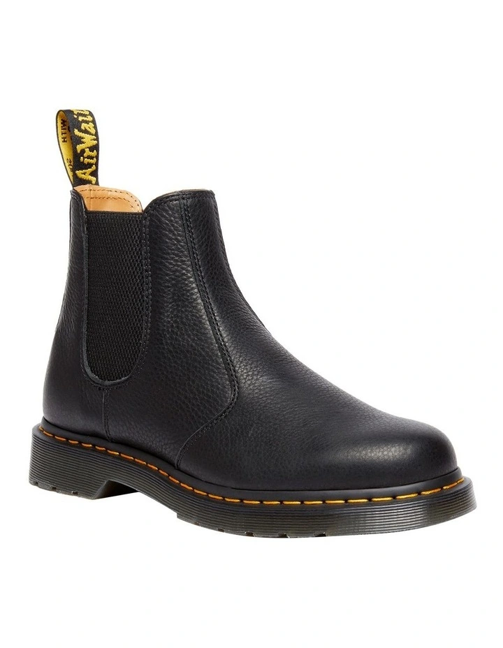 2976 Chelsea Boot in Black Ambassador image 1