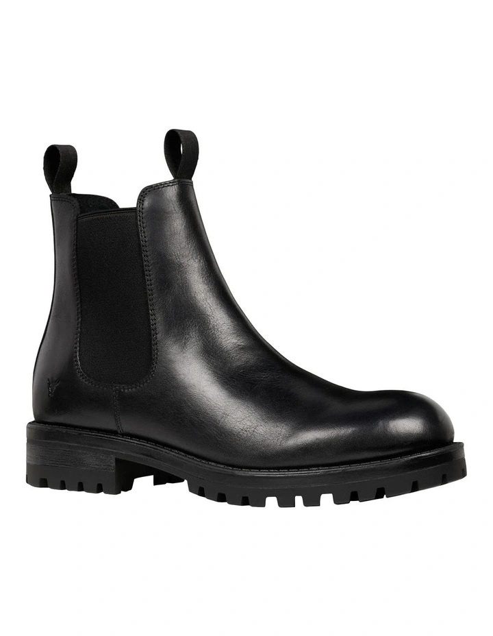 Walker Boots in Black Leather image 2