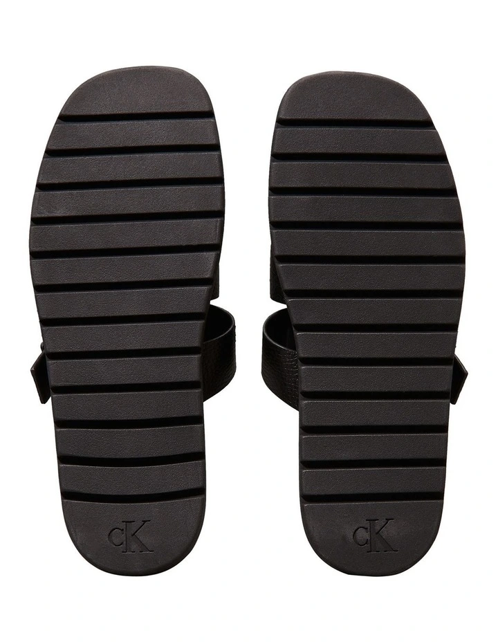 Fisherman Sandal in Triple Black image 3