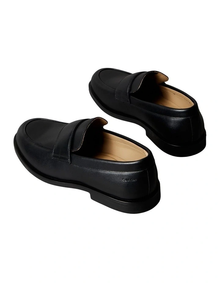 Essential Rubber Band Loafer in Triple Black image 3