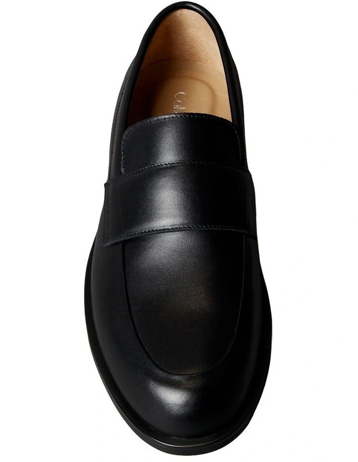 Essential Rubber Band Loafer in Triple Black image 5