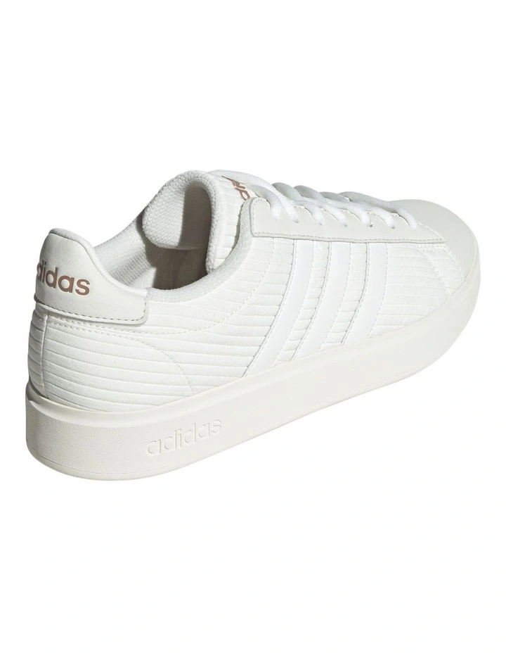 Grand Court 2.0 Shoes in White image 5