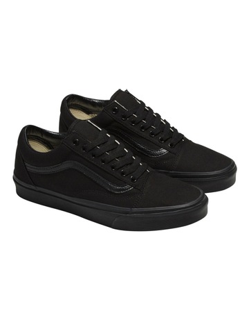 Black/Black colour