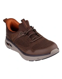 Arch Fit Crosser Emeric Sneaker in Brown