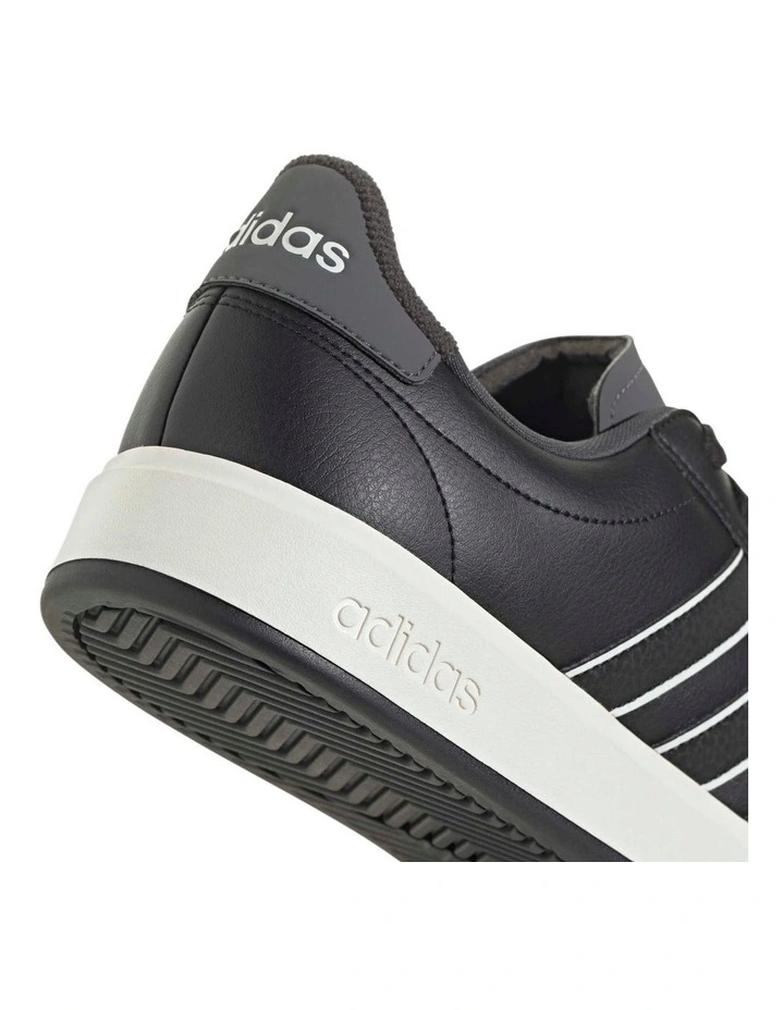 Grand Court 2.0 Shoes in Black image 7