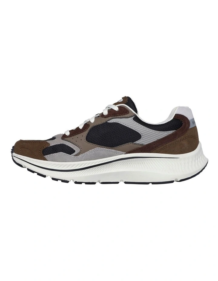 Go Run Consistent 2.0 Sneaker in Brown image 2