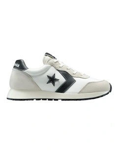 Omega Trainer Sneaker in Vintage White/Black
