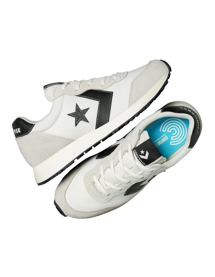 Omega Trainer Sneaker in Vintage White/Black image 4
