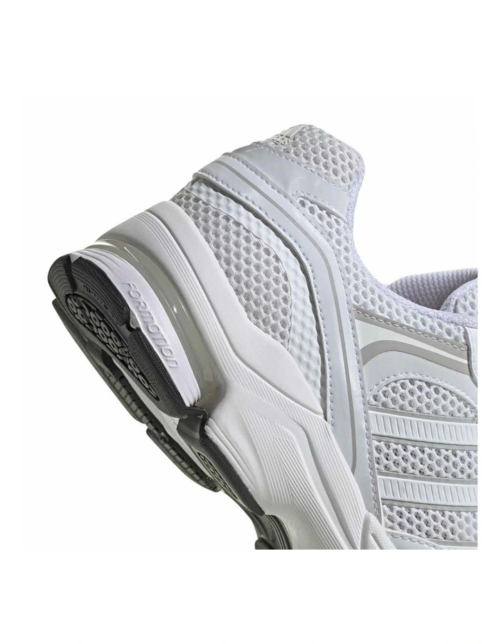 Spiritain 2000 Trainers in White image 7