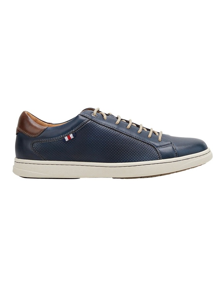 mens casual runners