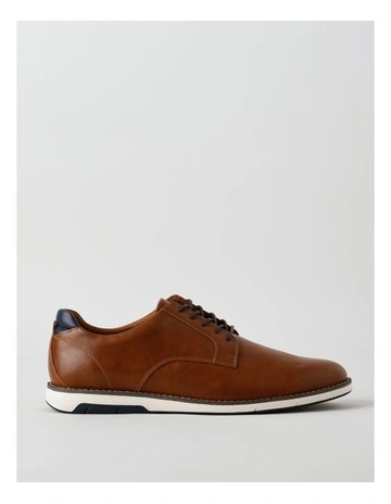 Levi Lace Up in Tan