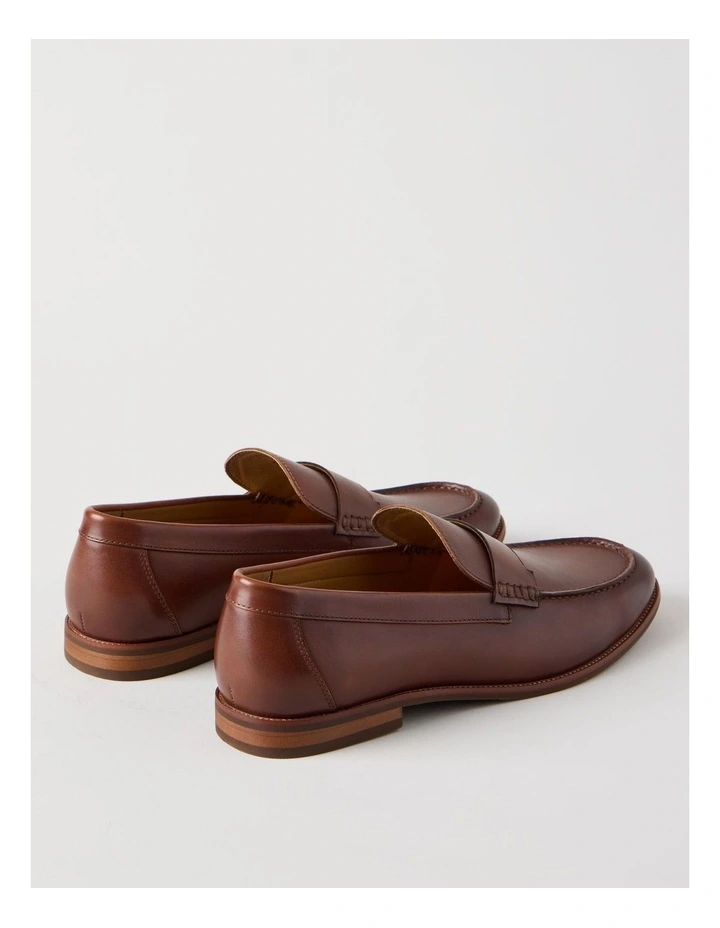 Porter Leather Loafer in Cognac image 5