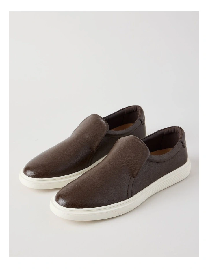 Warren Leather Loafer in Brown image 3