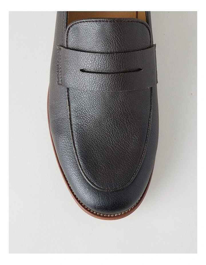 Taylor Loafer Tumbled in Brown image 5