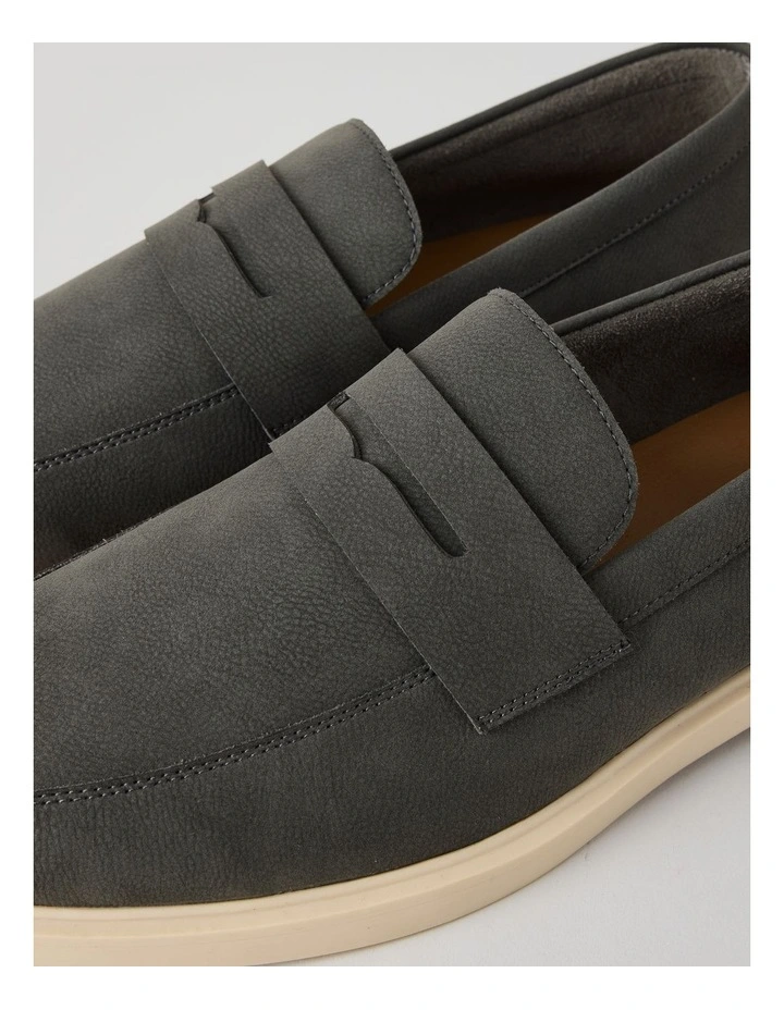 Roy Loafer Tumbled in Dark Grey Nubuck image 4