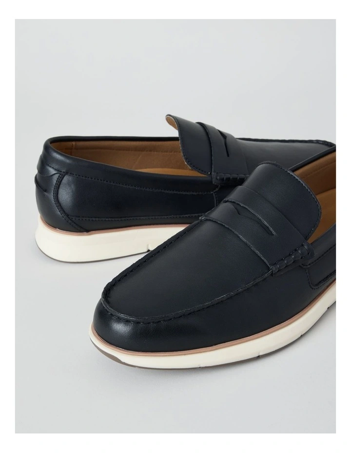 Houston Loafer in Black image 2
