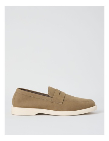 Tumbled Taupe Nubuck colour