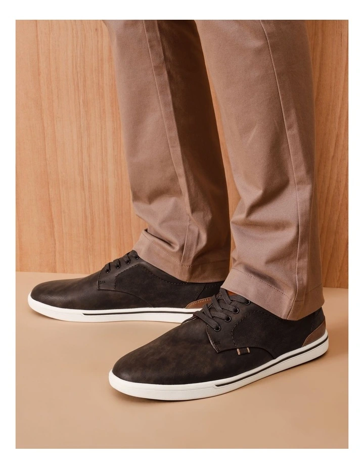 Samuel Sneaker in Brown image 2
