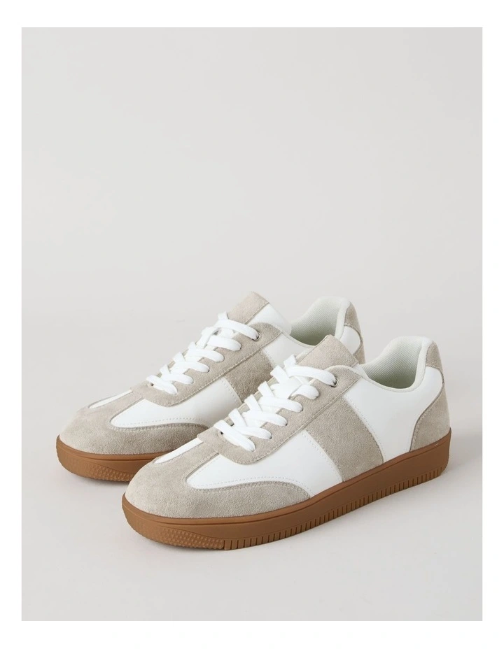 Henry Sneakers in White/Sand/Gum image 5