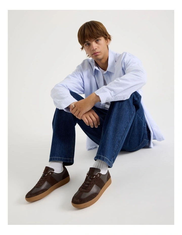 Henry Sneakers in Dark Brown/Gum image 2