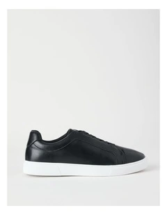 Knox Elastic Sneaker in Black