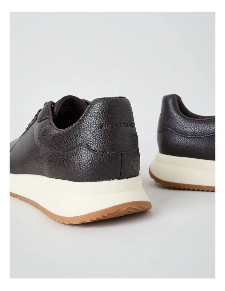York Trainer in Brown image 4
