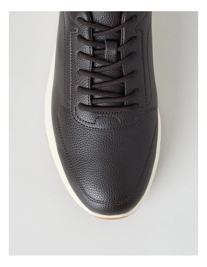 York Trainer in Brown image 5