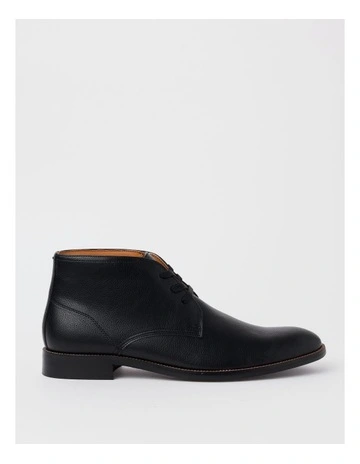 Carpi Chukka Boot in Black