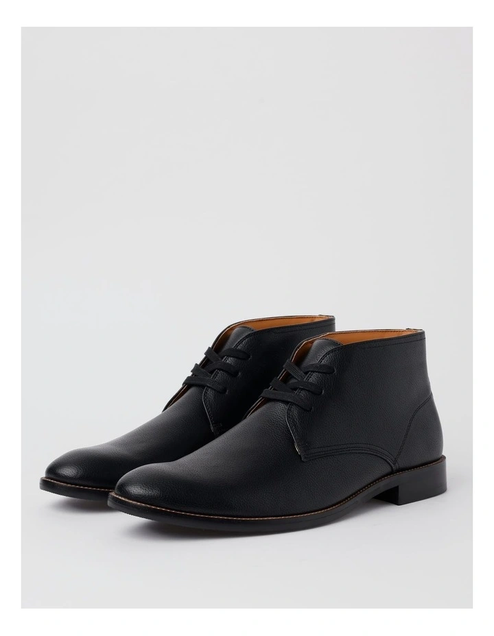 Carpi Chukka Boot in Black image 3