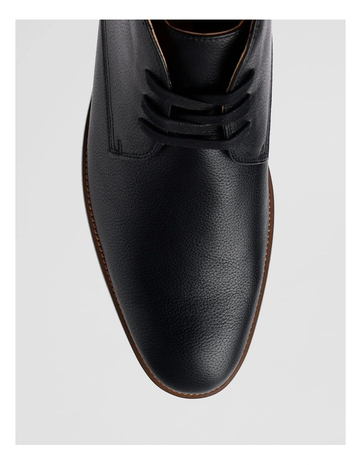 Carpi Chukka Boot in Black image 6