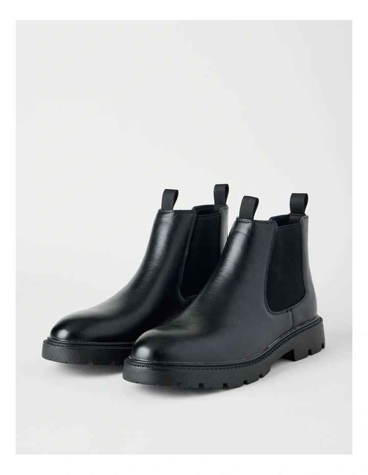Theo Chunky Chelsea Boot in Black image 2